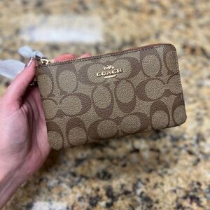 COACH wristlet wallet